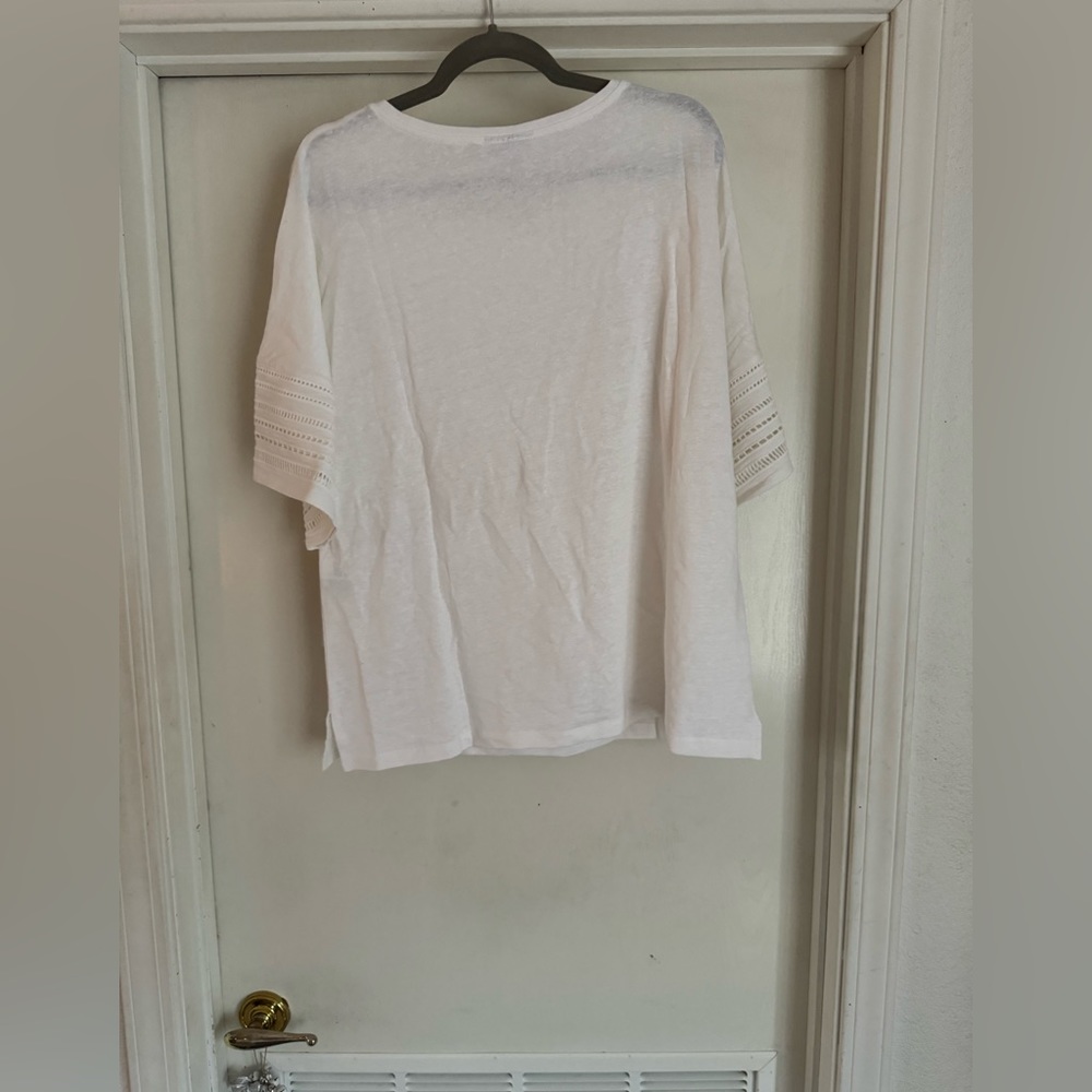 NWT Chico’s Women’s Linen Cut Out Sleeve Tee - Picture 5 of 10